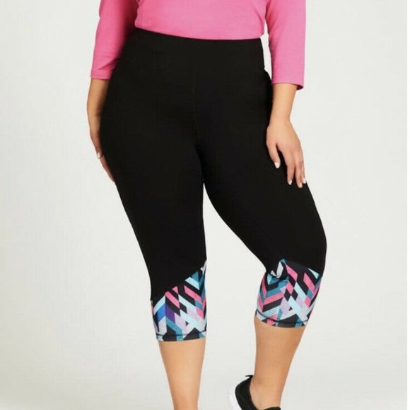 Avenue Pants - NWT Avenue Delta Active Plus Size Capri - 30/32